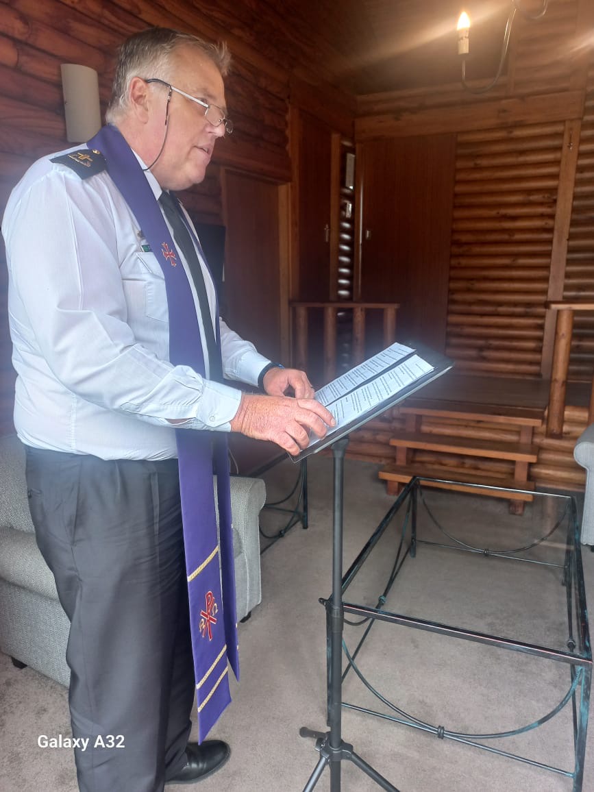Wedding ceremony by Dr. Gerrit Rademeyer in Bedford