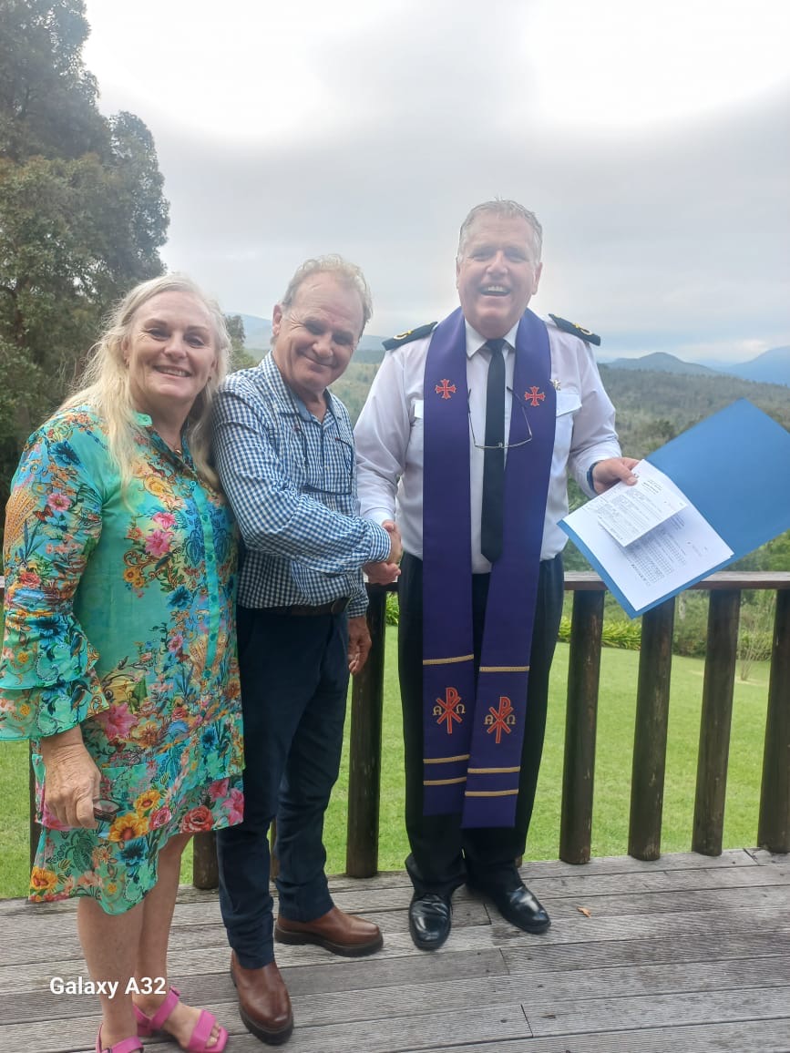 Wedding ceremony by Dr. Gerrit Rademeyer in Bedford